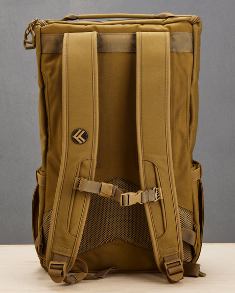 Shoulder straps and chest strap of desert KNKG CORE Backpack