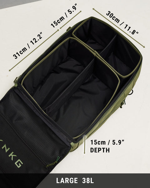 large CONQUER Duffel Internal divider measurements