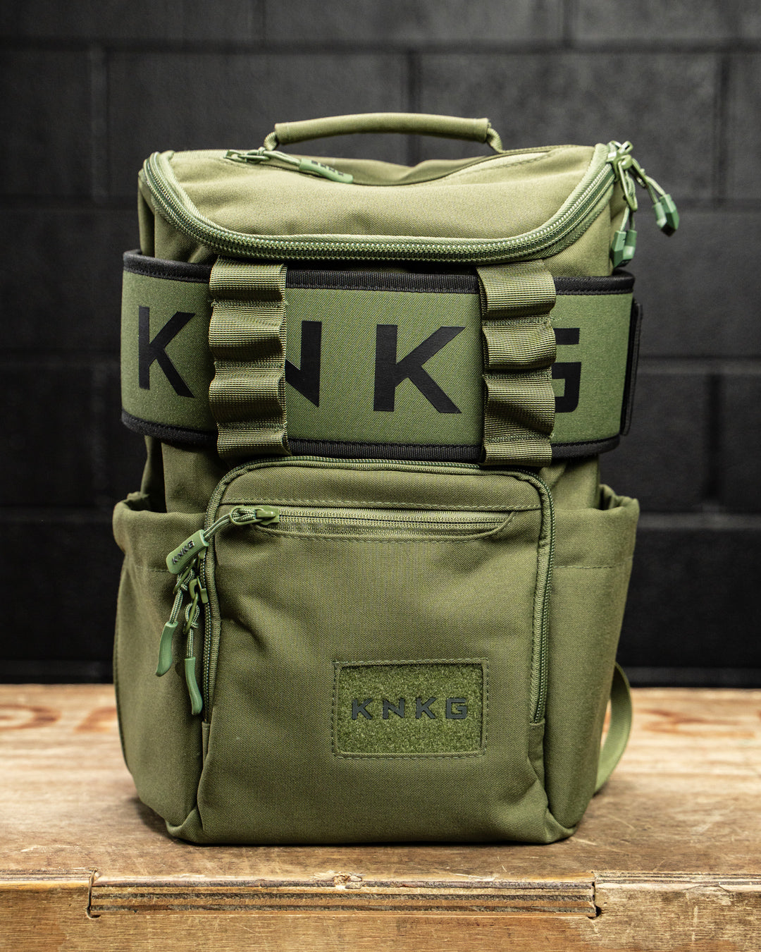 CORE Mini Backpack - Gym Bag with Belt Sleeve | KNKG