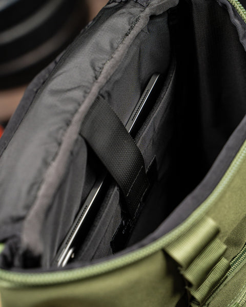 Core Backpack CORE Mini Backpack - Gym Bag with Belt Sleeve | KNKG