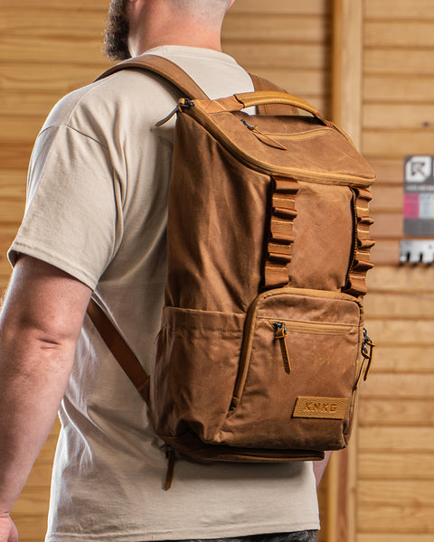 CORE Backpack Waxed Canvas Medium 25L