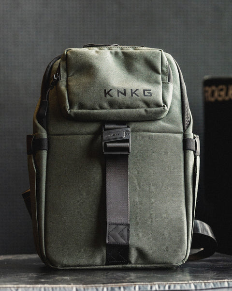 KNKG PLUS Backpack Mini 13L Charcoal Mini (13L)